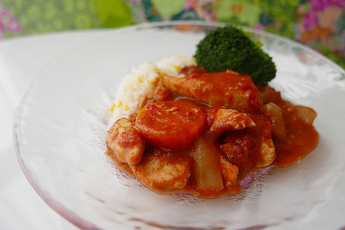 Easy one pot chiken tomato curry