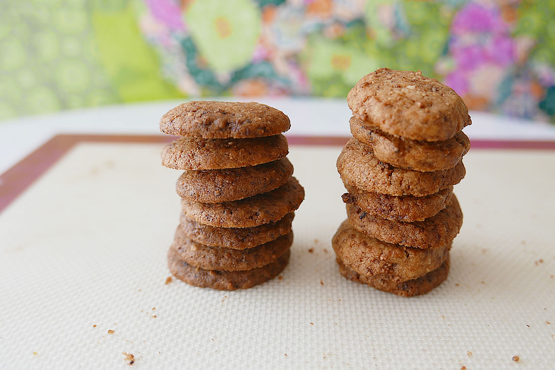 Hazelnut praline cookies