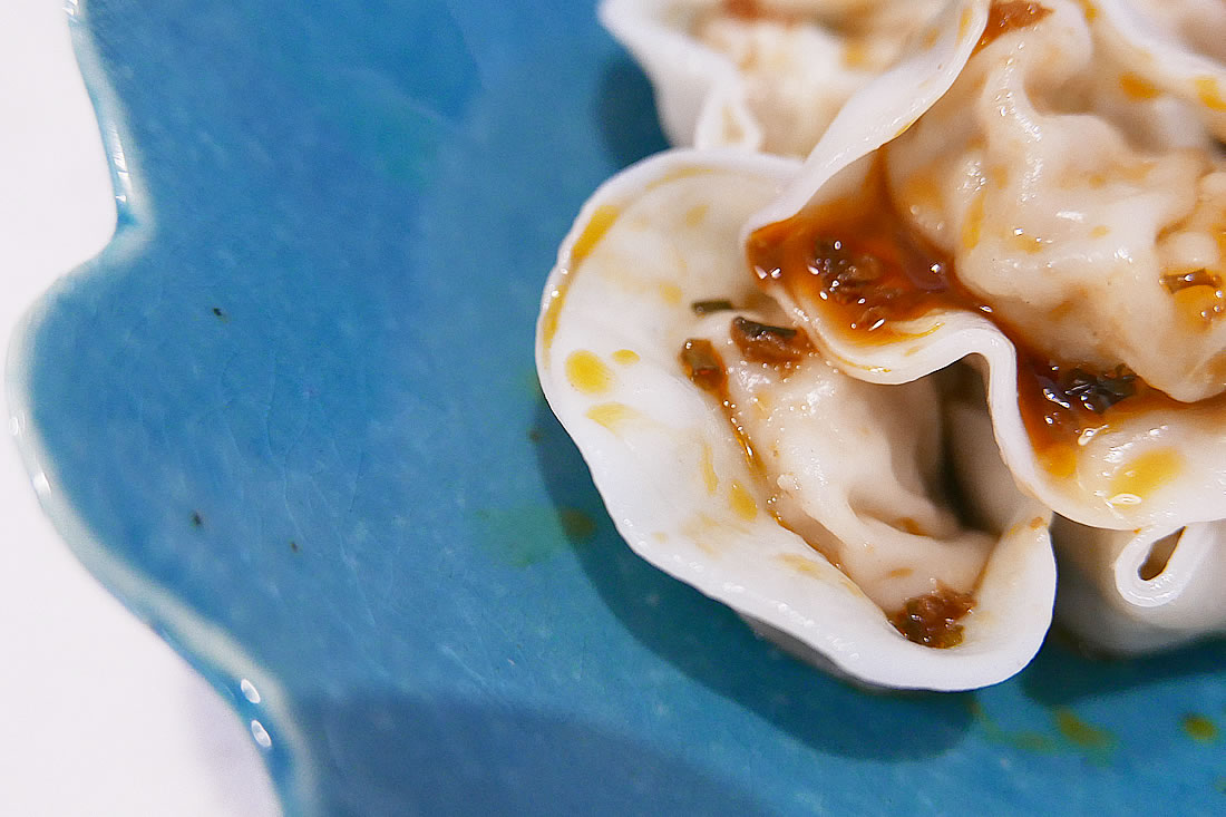 Sichuan spicy wonton