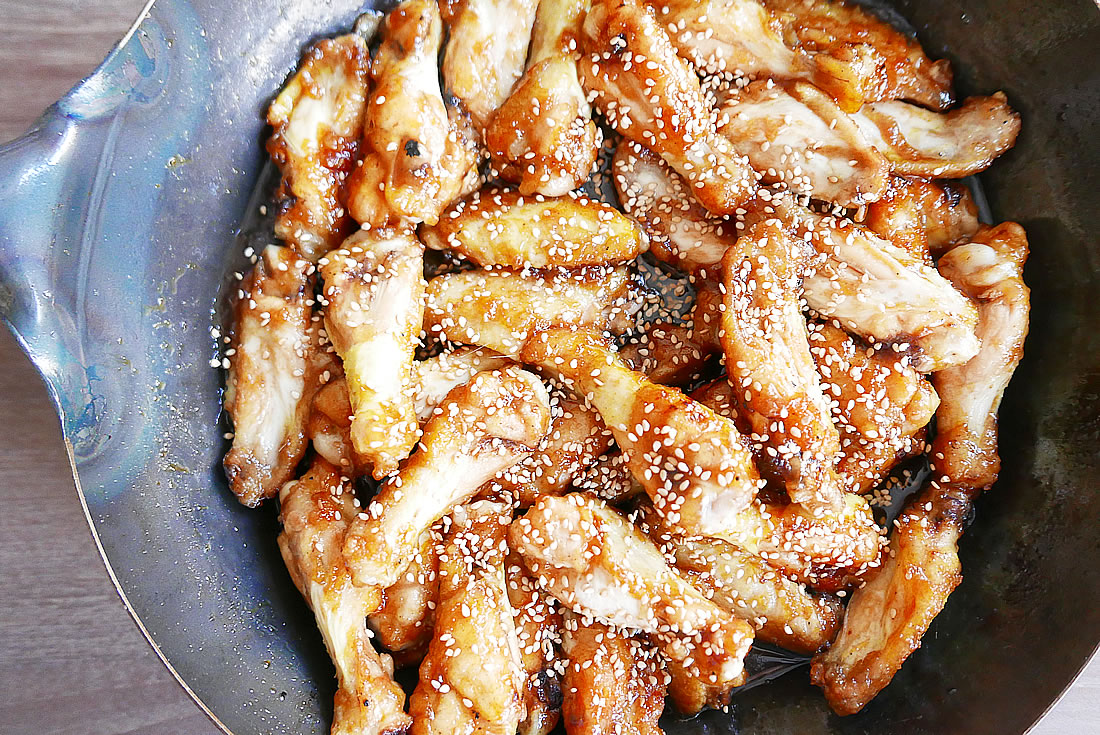 Sweet & sour Chicken wings (Amakara Tebasaki)