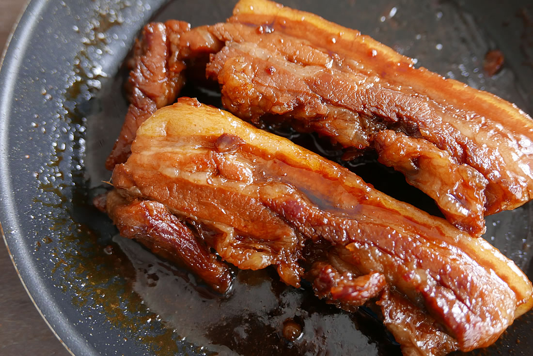 Easy and quick roasted pork belly