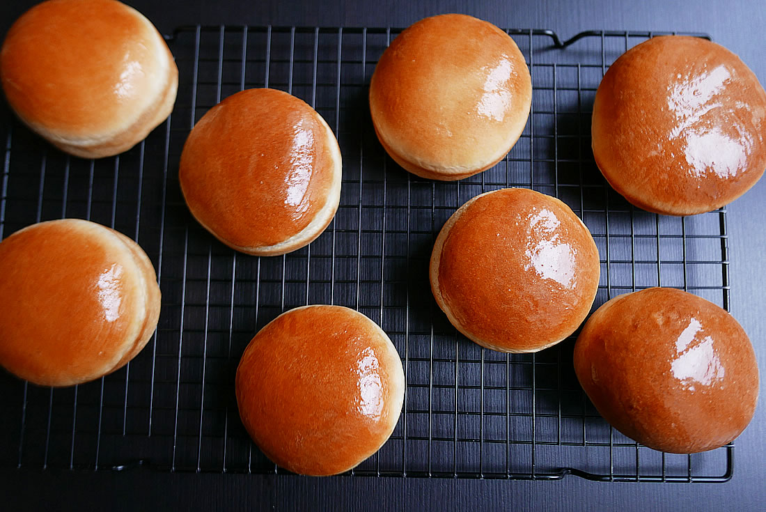 Soft buns with Panasonic Bread Maker