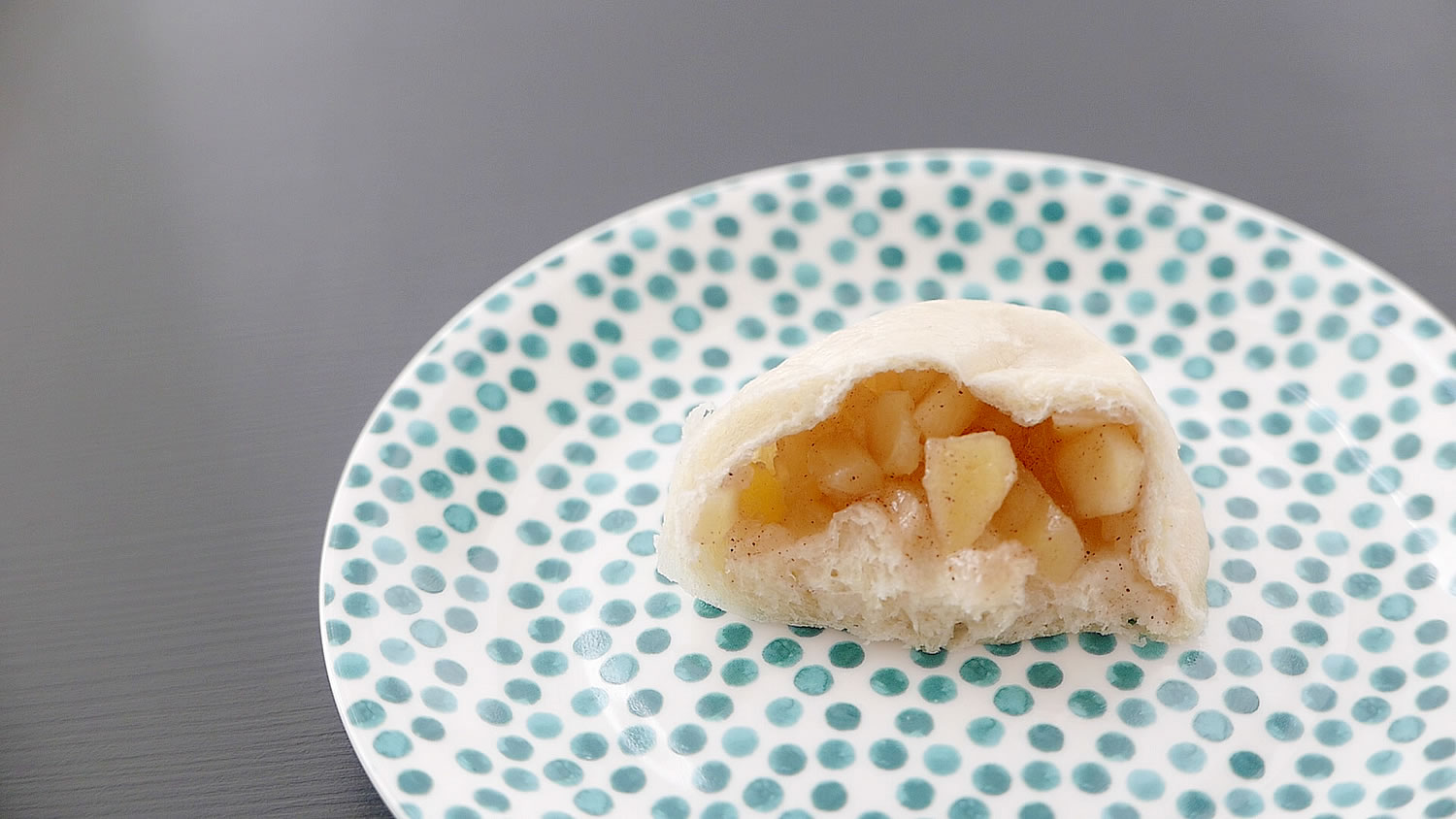 Apple Cinnamon Steam Buns