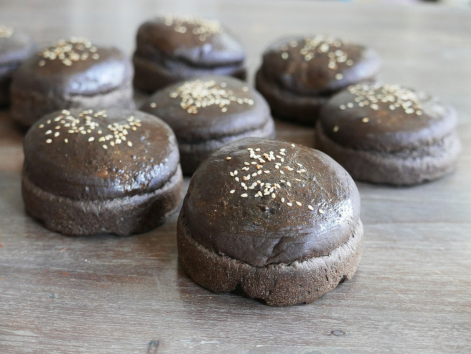 Black burger buns